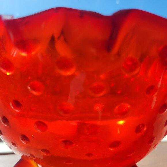 Vintage Fenton Red Glass Hobnail Footed Bowl With Ruffled Edge - Picture 2 of 6
